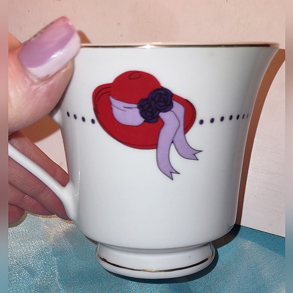 Red Hat Society Porcelain Tea Cup & Saucer Gold Trim - Picture 3 of 11